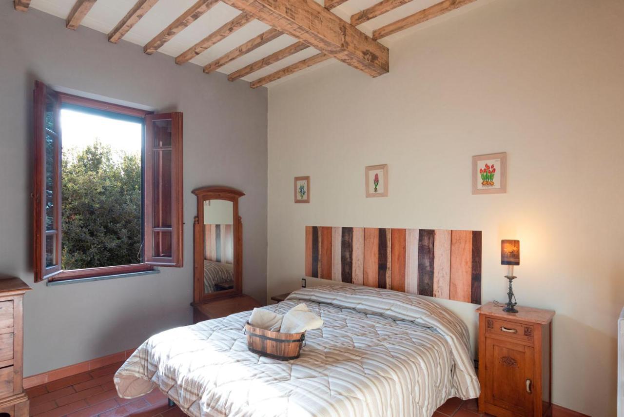 Agriturismo La Pineta Fucecchio Bagian luar foto